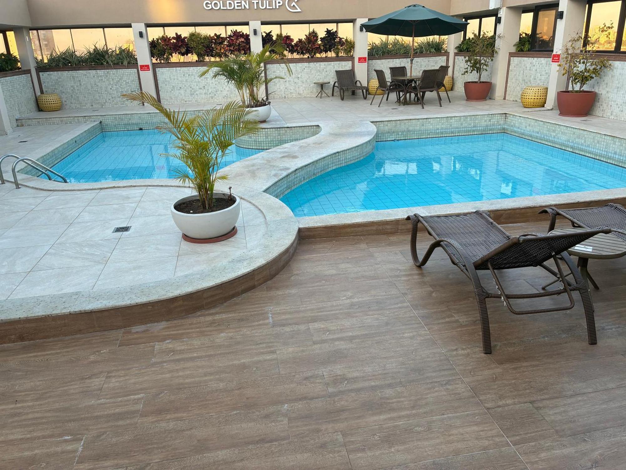 Flat Hotel De Fama Internacional, Goiania